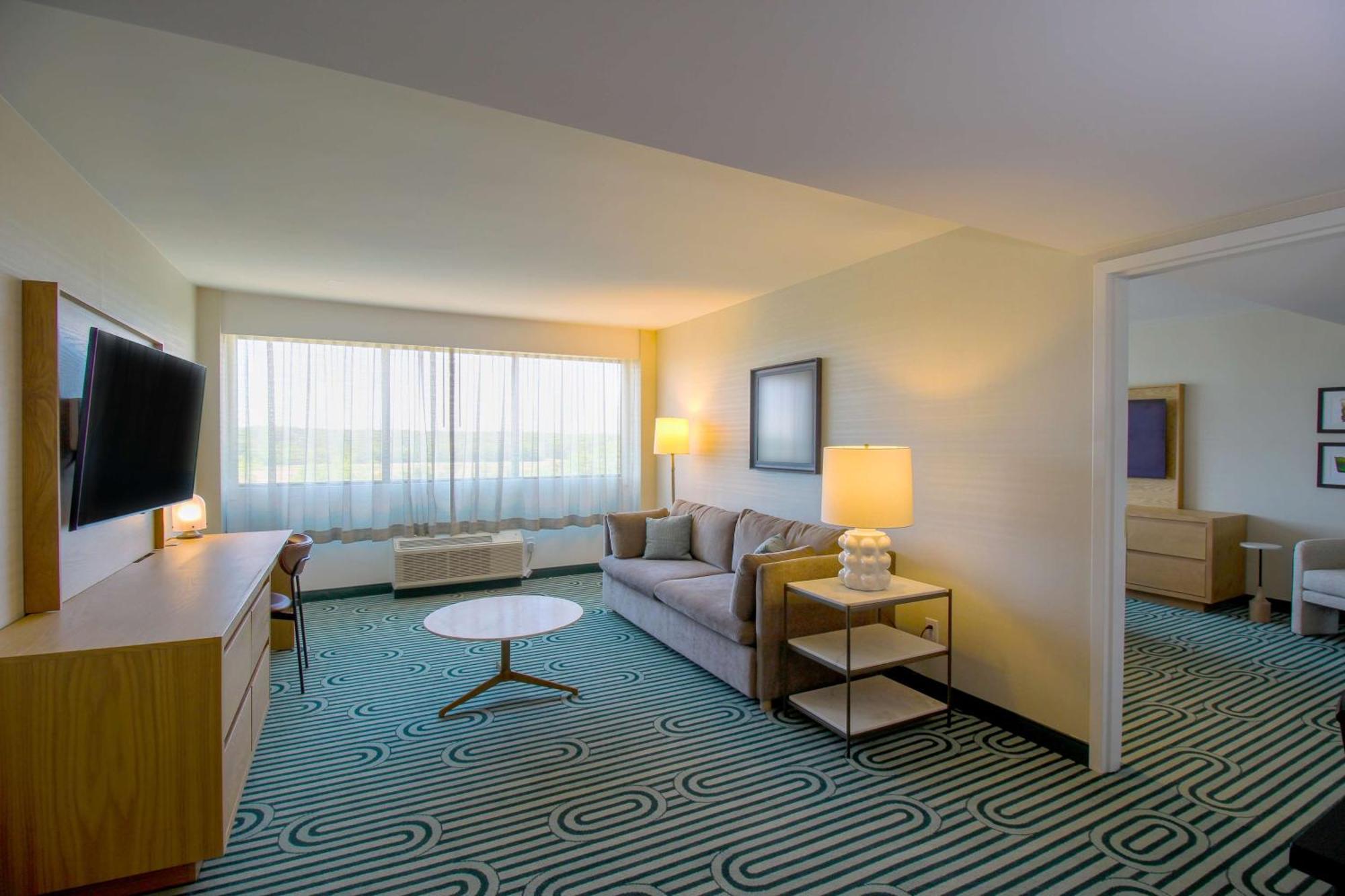 Doubletree By Hilton Clarksville Riverview Extérieur photo