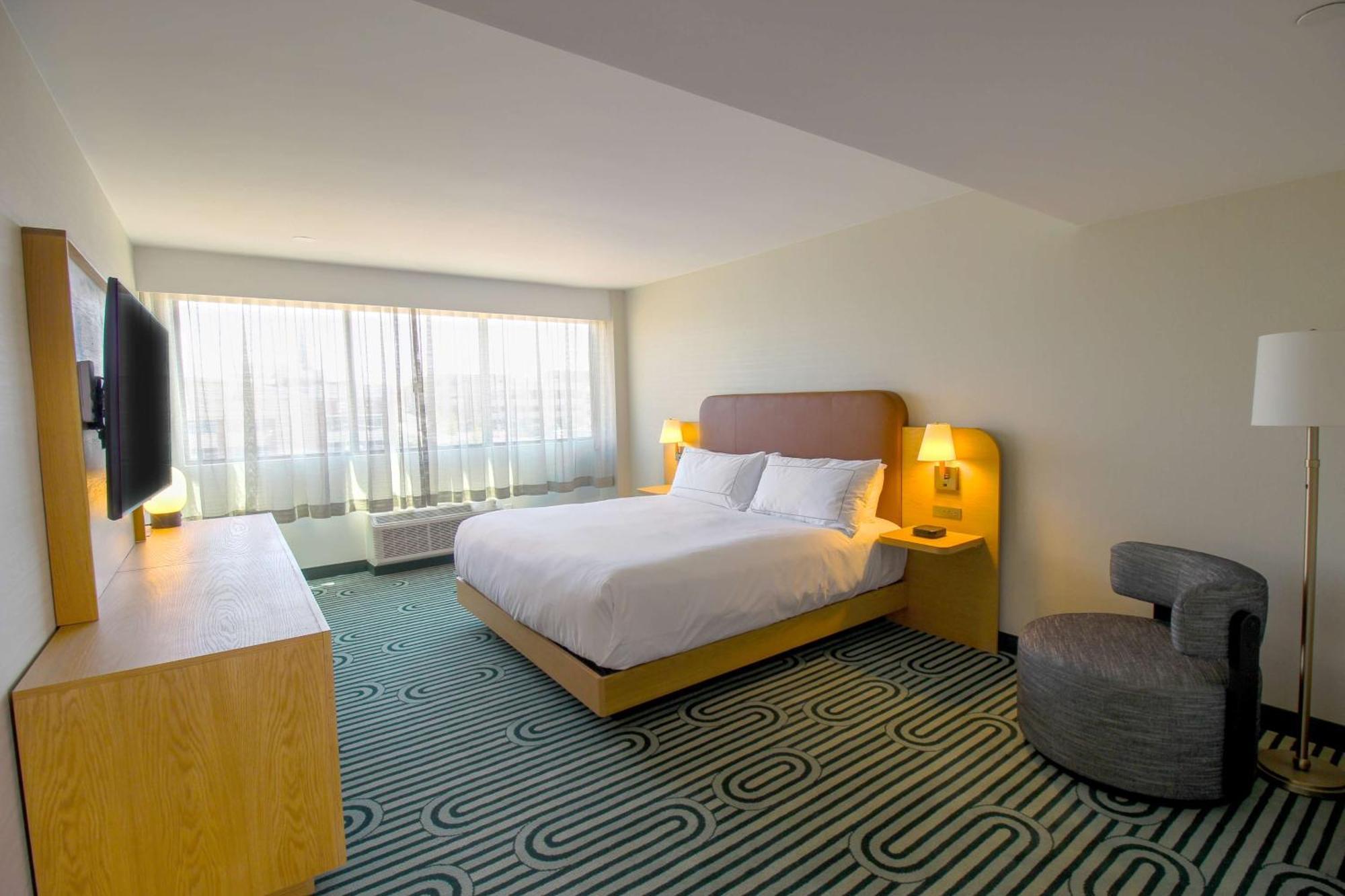 Doubletree By Hilton Clarksville Riverview Extérieur photo
