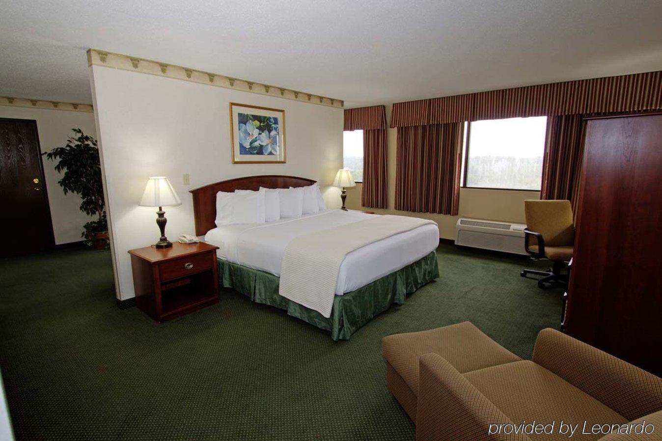 Doubletree By Hilton Clarksville Riverview Chambre photo