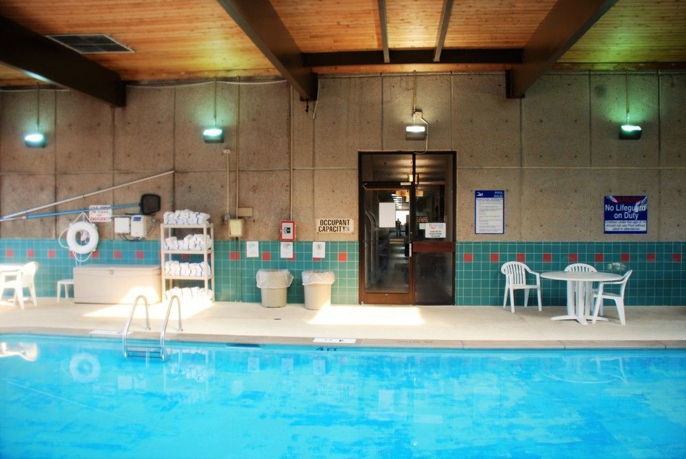 Doubletree By Hilton Clarksville Riverview Extérieur photo
