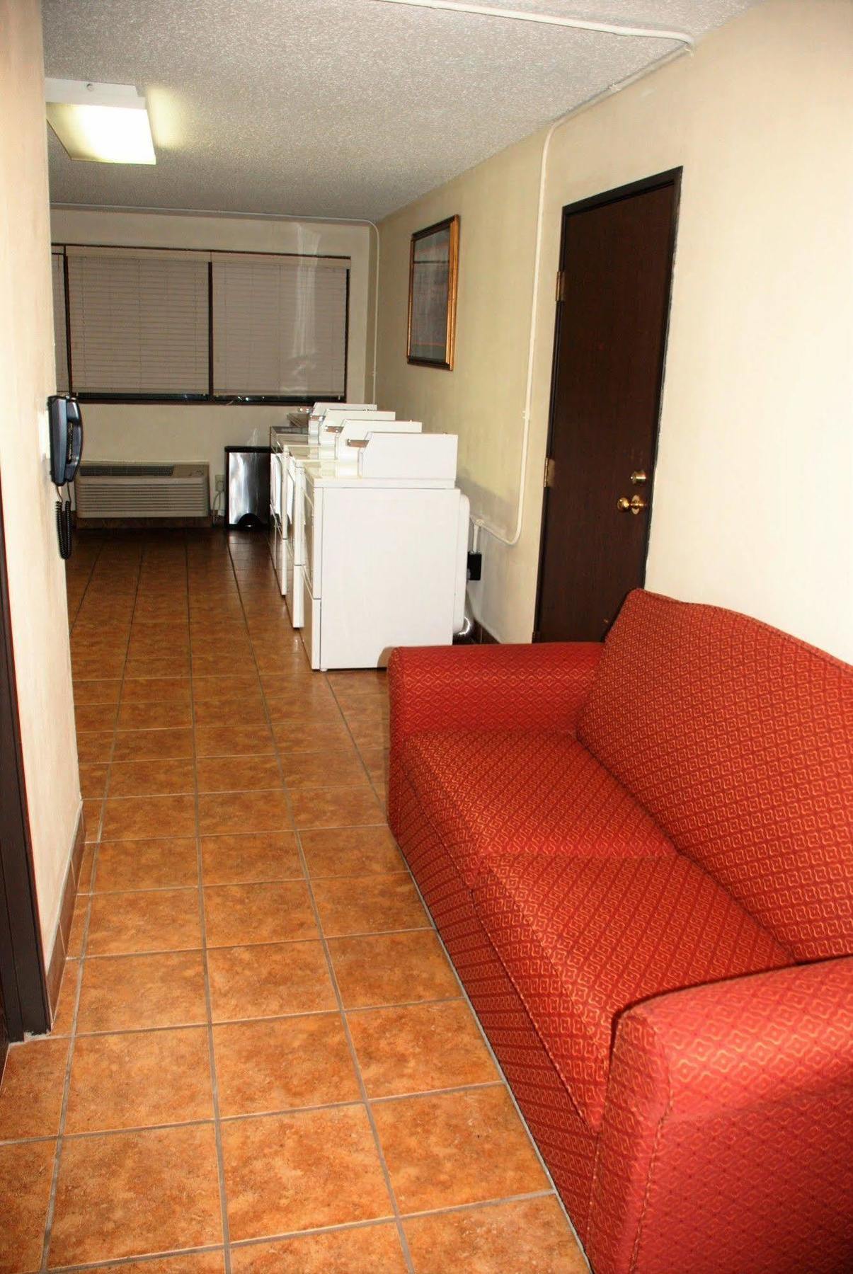 Doubletree By Hilton Clarksville Riverview Extérieur photo